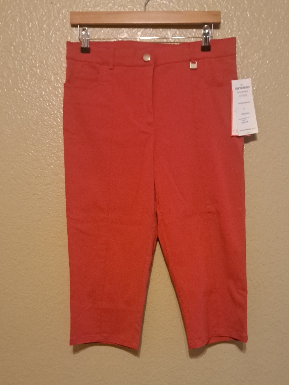 Lanalee Red Capri Pants. Size 10. NWT.